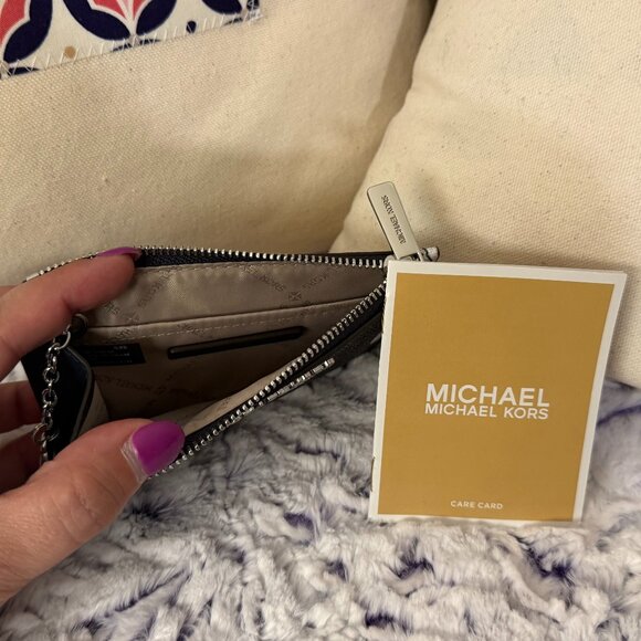 MICHAEL KORS Hat & Card Holder Bundle - Midnight Blue - Picture 7 of 7